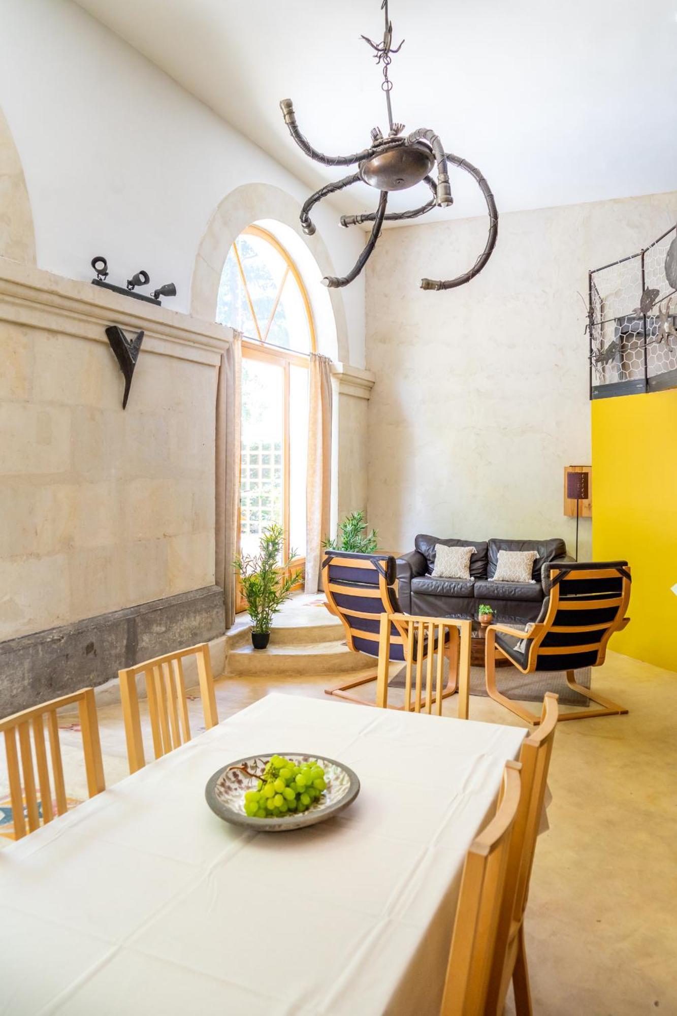 Ultimate Relaxation For Family Or Group At Renowned Couvent Des Ursulines, A Tranquil Escape In Historic Pezenas Pézenas Quarto foto