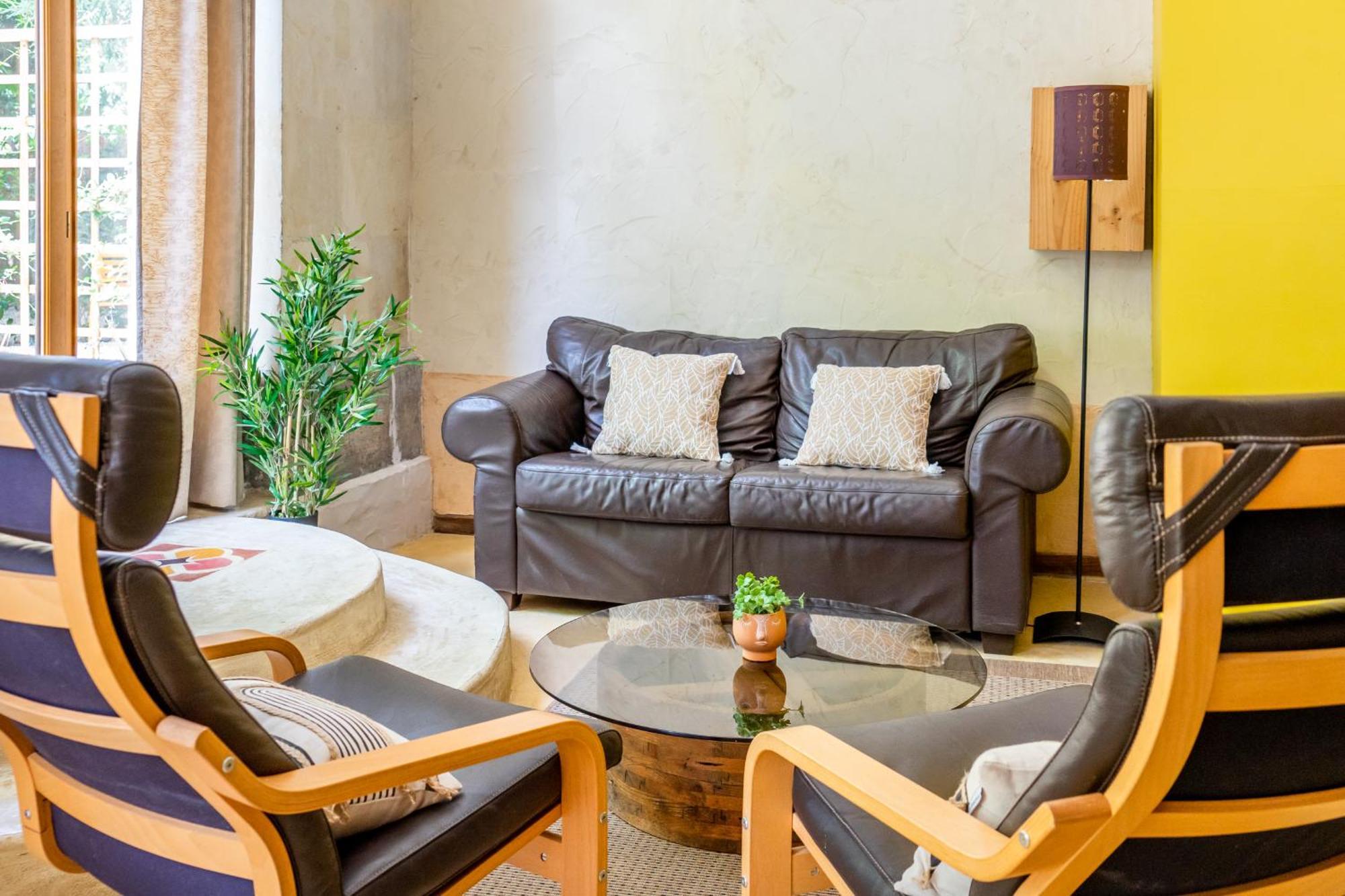 Ultimate Relaxation For Family Or Group At Renowned Couvent Des Ursulines, A Tranquil Escape In Historic Pezenas Pézenas Quarto foto